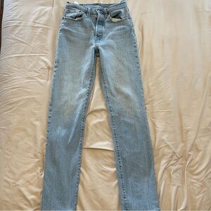 501 Levi's Light Blue Straight Jeans